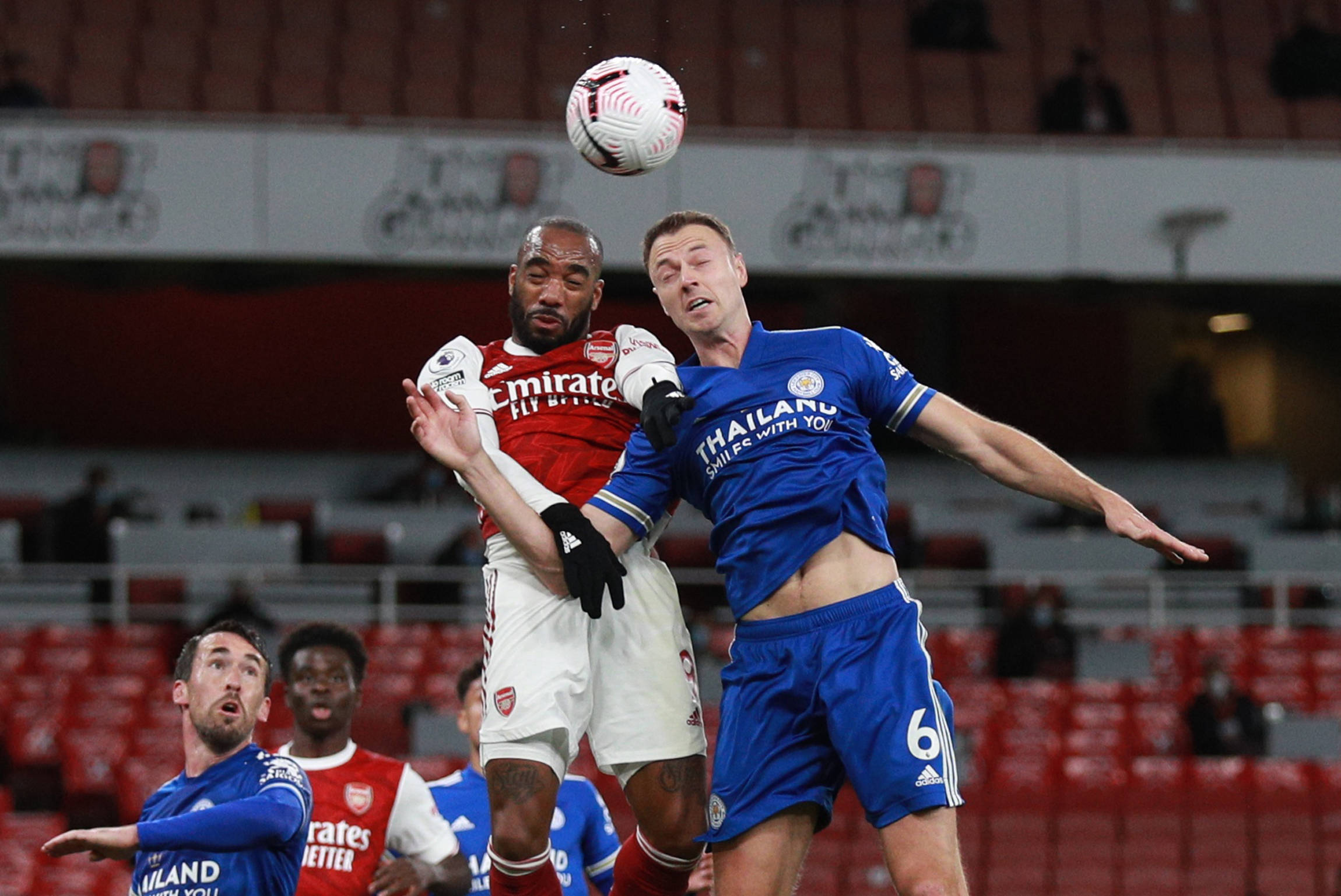 西甲两极分 西甲两极分